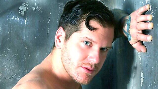 Marvelous Parker London jacking off like mad