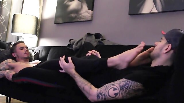 Gay Feet Worship