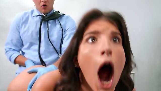 To heal patient Van Wylde fucks Cherie DeVille and LaSirena69