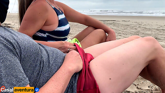 Quickie on public beach, people walking near - Real amateur