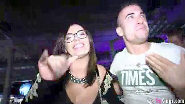 Two party girls let loose in Valencia with our guys: hook-up was tied to happen!