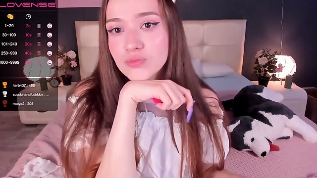 Dame as a Trap From Rusia demonstrate her charms