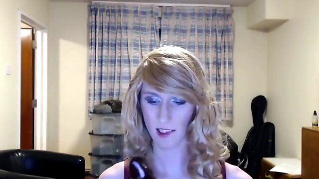 Skinny Crossdresser