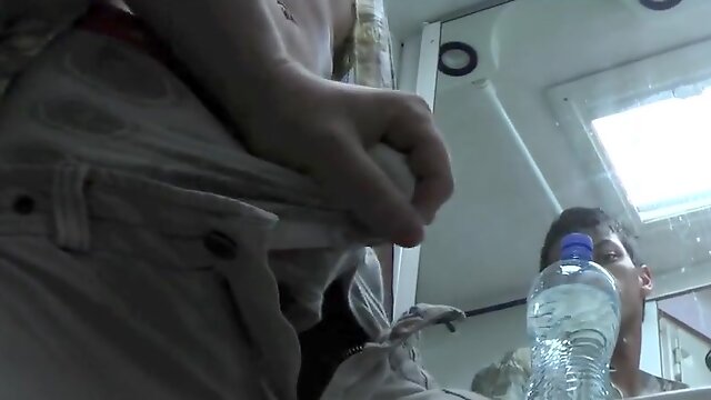 Tugjob Gay