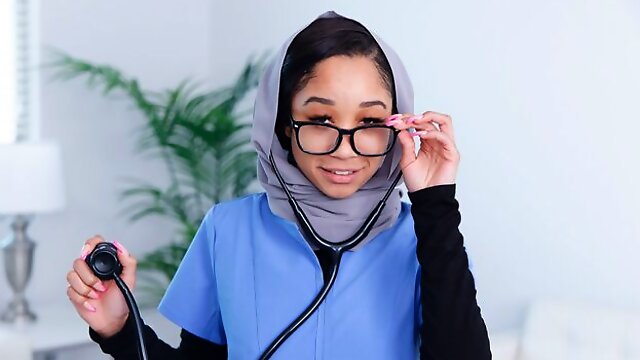 A sexy Muslim hottie Alicia Reign looks good in the missionary pose