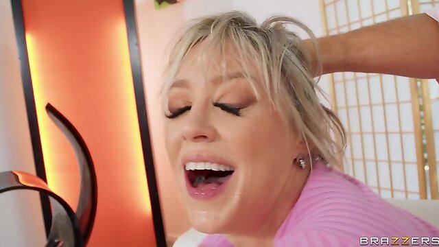 Big Ass Blonde Mom Pornstar Dee has Cum Addiction: Dee Williams drilled by big cock stud Keiran Lee