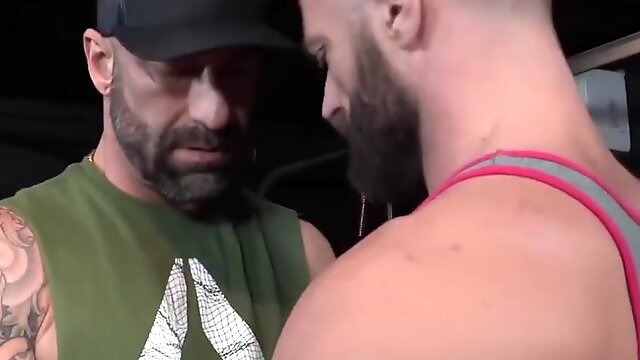 Daddy Barebacks - Jake Morgan And Drew Sebastian