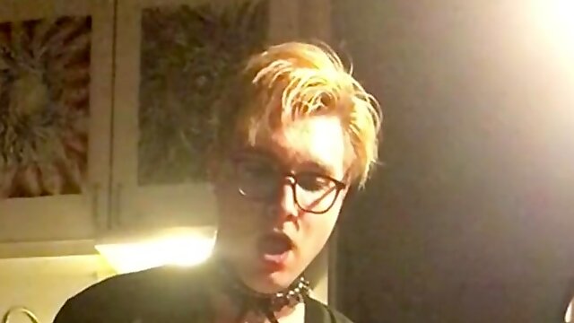 Queer Shemale