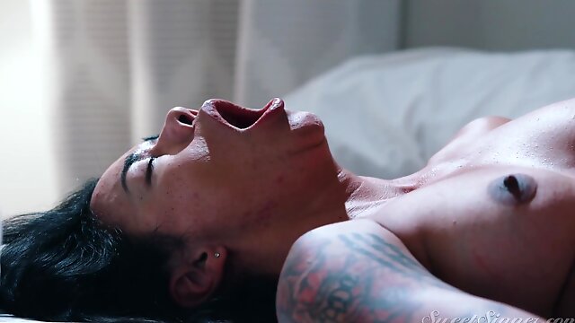 Dana Vespoli shows off her amazing cock handling skills