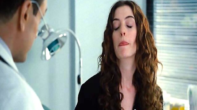 Anne Hathaway  Love And Other Drugs