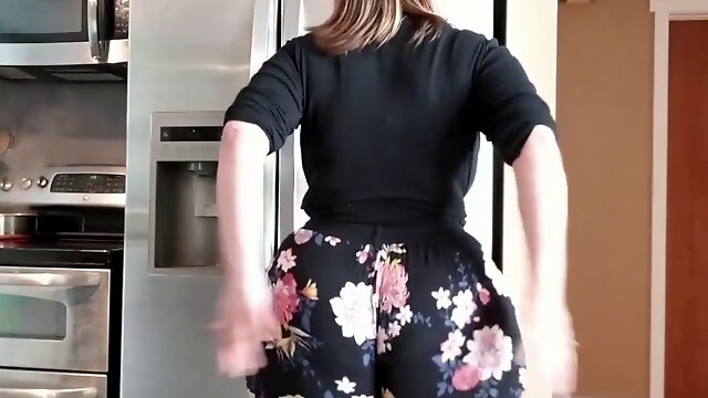 PAWG Booty Comp