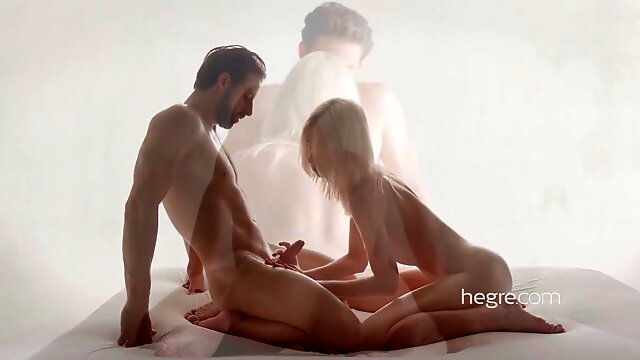 Hegre Art - Couple Squirt Massage