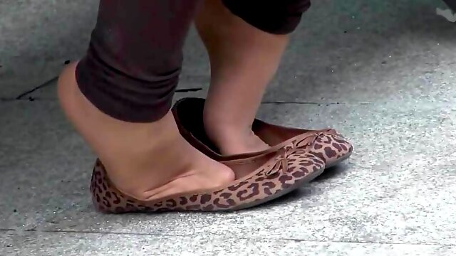 Candid nylon and flats shoeplay