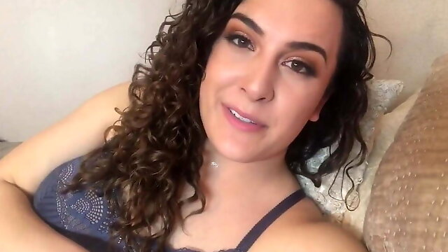 Cute Shemale gets handjob