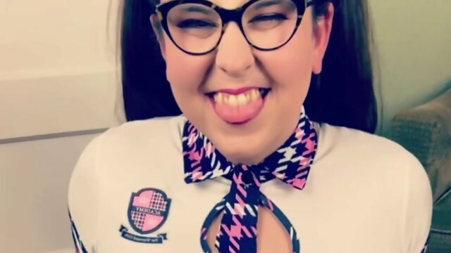 Trans girl  Tscammy flirts teases and shows you what she thinks of your tiny penis