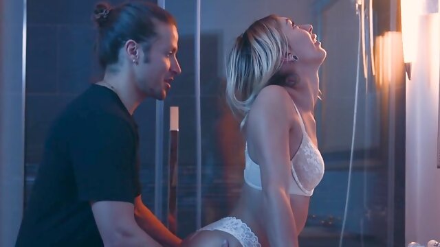 Chloe Temple Fantasy Couple Impassioned Porn Video