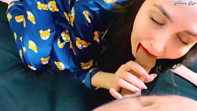 Stepsister Gave Me A Blowjob And Then She Will Kiss Her Boyfriend. Lol