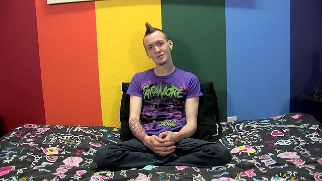 An Interview With Bi Guy Chris Jett