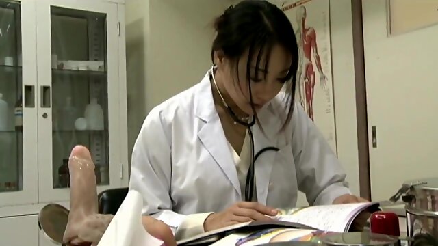 JE2204-Dirty Mature Woman Doctor Specializing in Urology
