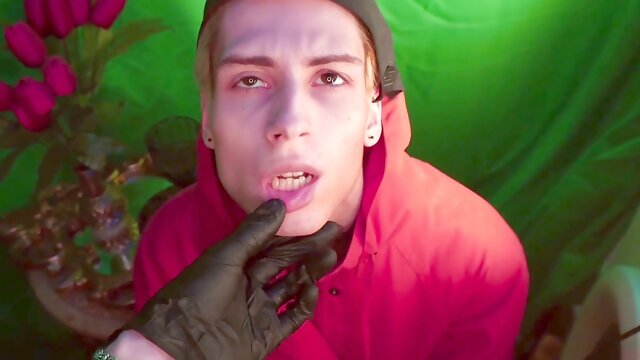 Squid Game Casey Donovan & David Gallagher