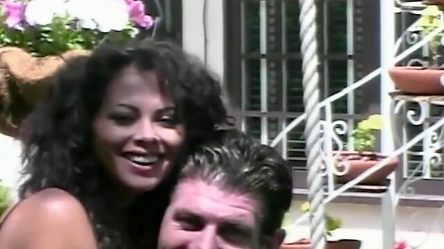 Outdoor Anal Fucking With SexyHot MILF Brunette