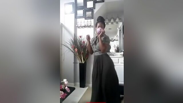 Ebony Dress Twerking