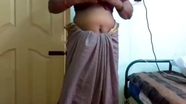 Rajasthani Aunty Big Boobs Sex - Desi Indian Mature Aunty