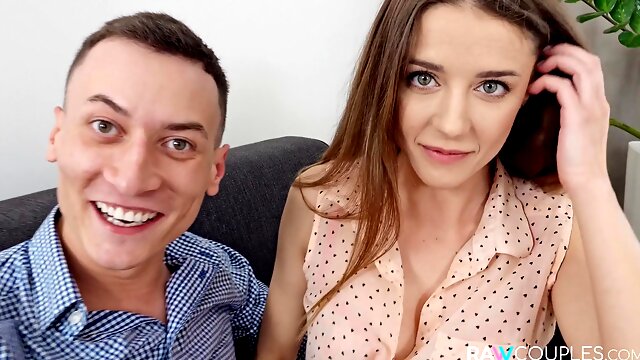 Couple hardcore with cumshot - Camera turns sex into wonder - Sybil