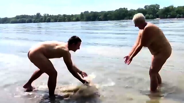 Crazy bbw big natural breast mature gets rough public beach fucked by her horny boyfriend