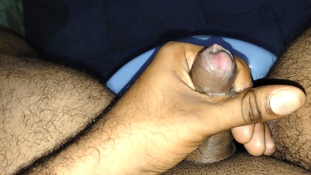 Desi Indian cock quick mastrubation with moaning sounds vaish ksh