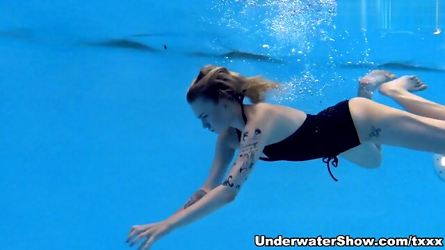 Underwatershow