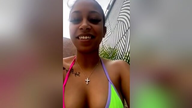 Ebony Webcam Outdoors