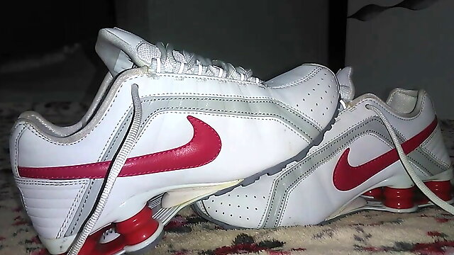 Wife's new NIKE SHOX, fucking much hot and BIG CUM inside!