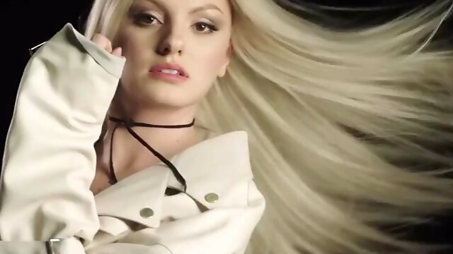 Blonde Alexandra