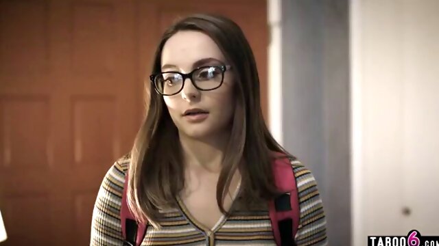 The football player managed to fuck a young virgin