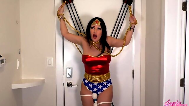 Wonder Woman Bdsm