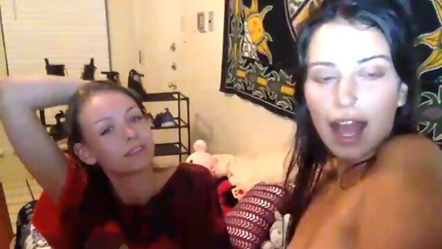 Webcam amateur webcam lesbian free webcam porn