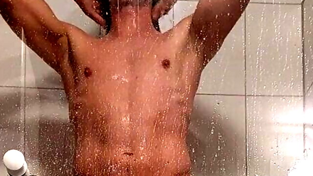 Gay Shower Voyeur