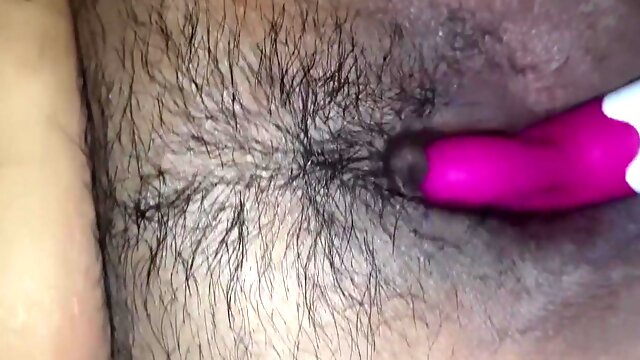 Mallurealcouple Wife Enjoys Fingering In Pussy And Anal