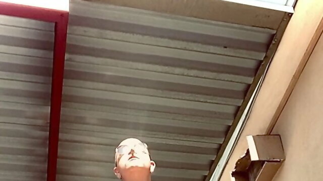 My sub a smoking in gear!