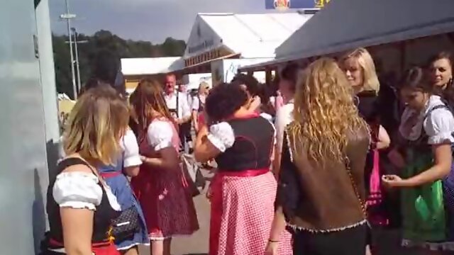 Oktoberfest toilet queue