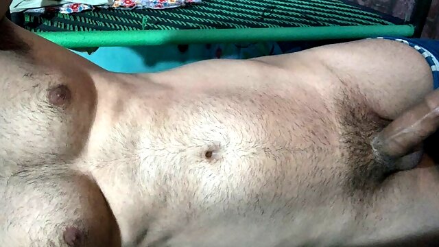 Alamjot mard ka naso wala desi lund. Punjabi undressing with vein in his dick and peeing with his monster cock