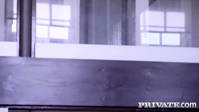 Novinho Fudendo Gostosa No Vestiario 7 Min