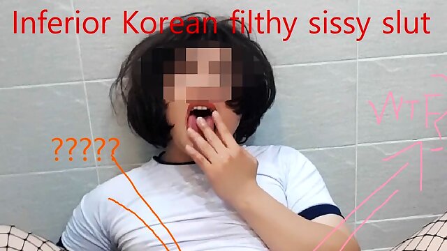 Korean CD sissy slut(aka) whoresachu play with herself in bathroom