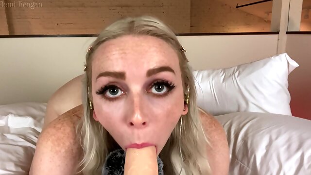 Asmr I Give Your Morning Wood A Handjob - Whispering Personal Attention For Day Time - Remi Reagan