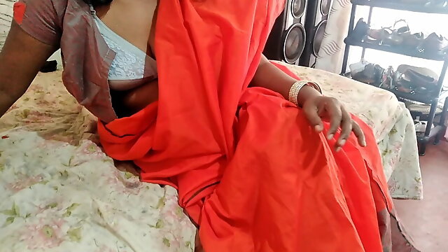 Saree Masturbation