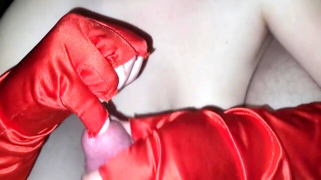 Mom Plays With Urethra With Her Finger - Peehole Play With Huge Cumshot