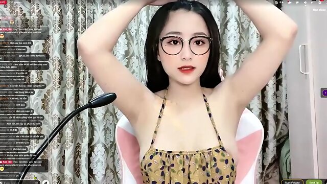 Beautiful girls fucking each other