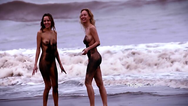 Clover And Black Beach Bali Shoot With Natalia Black