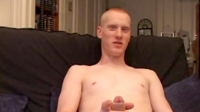 Kaos is an amateur rookie guy with a big cock who puts on a great show with his long skinny arms. This young man takes his time and jerks off with determination, ending with a perfect cumshot on camera.